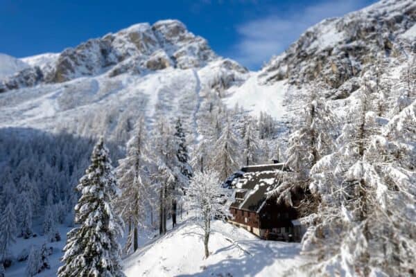 Slovenske Alpe Nastanitev - Kje bivati v Julijskih Alpah