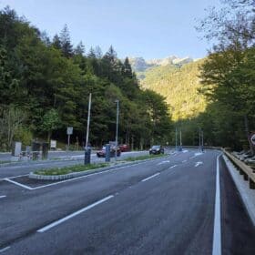 Na prelazu Vršič bodo od 13. oktobra dva tedna preizkušali zaporni sistem