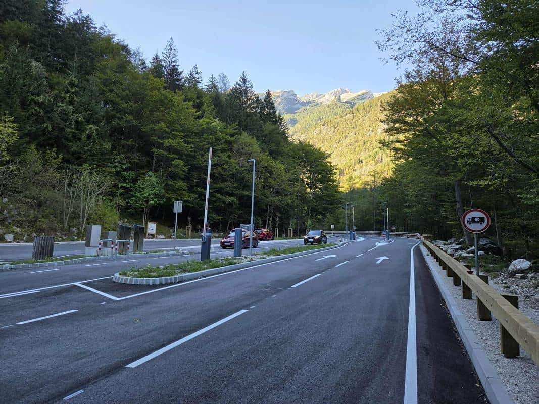 Na prelazu Vršič bodo od 13. oktobra dva tedna preizkušali zaporni sistem